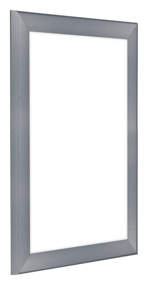 Como MDF Bilderrahmen 75x98cm Aluminium Geburstet Vorne Schrag | Yourdecoration.de