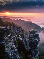 Wizard+Genius Sunrise On The Rocks Vlies Fototapete 192x260cm 4-bahnen | Yourdecoration.de