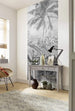 Komar Amazonia Black and White Vlies Fototapete 100x250cm 1-bahn Sfeer | Yourdecoration.de