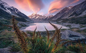 Komar Momentum Lord of the Mountains Vlies Fototapete 450x280cm 9-bahnen | Yourdecoration.de